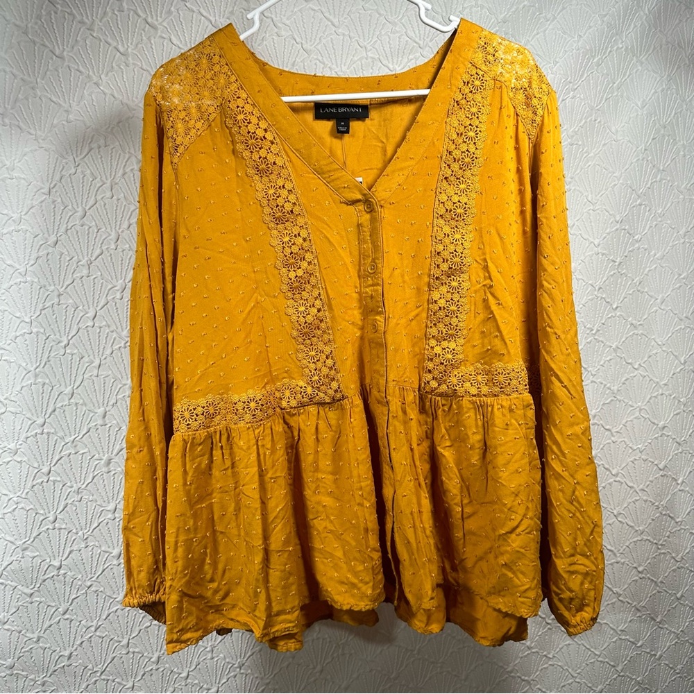 Lane Bryant Gold Floral Crochet 3/4 Sleeve Button Down Top Womens Size 16